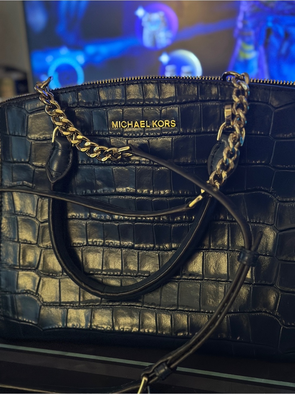 NWOT Michael Kors Croc Embossed Leather Bag Black Gold Chain Shoulder Crossbody - Picture 3 of 16